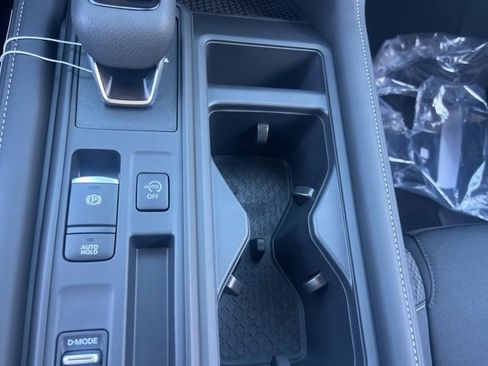 New 2026 Nissan Pathfinder S image 17