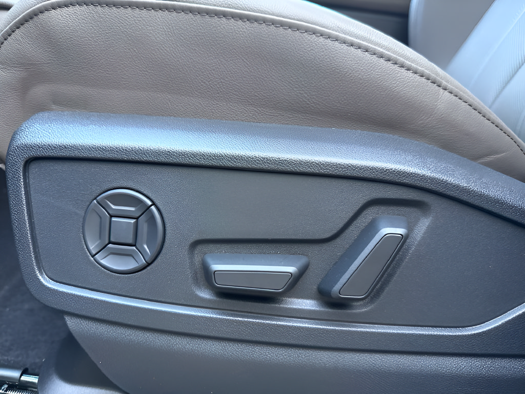 New 2026 Audi Q5 Premium AWD/4WD image 19