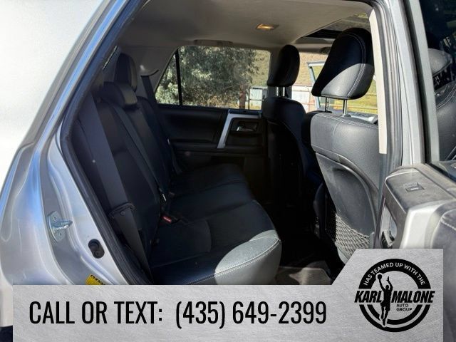 Used 2016 Toyota 4Runner Limited AWD/4WD image 34