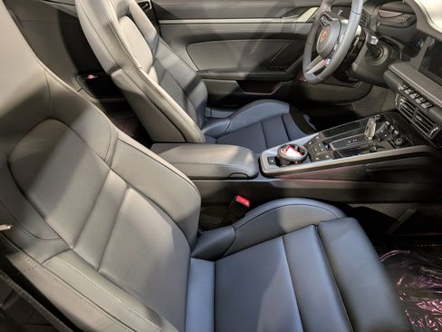 New 2026 Porsche 911 Carrera image 27