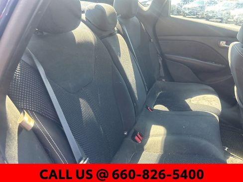 Used 2016 Dodge Dart SXT image 7