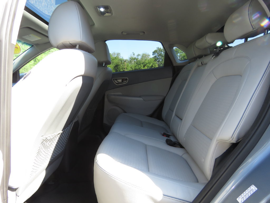 Used 2019 Hyundai Kona Limited w/ Cargo Package FWD image 19