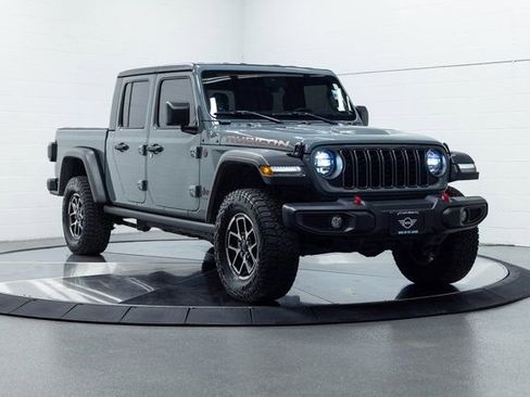 Used 2024 Jeep Gladiator Rubicon w/ Convenience Group image 4