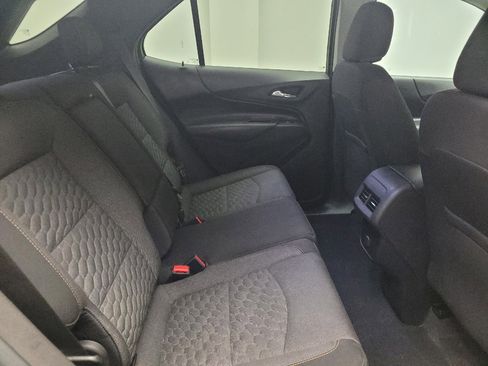 Used 2018 Chevrolet Equinox LT FWD image 19