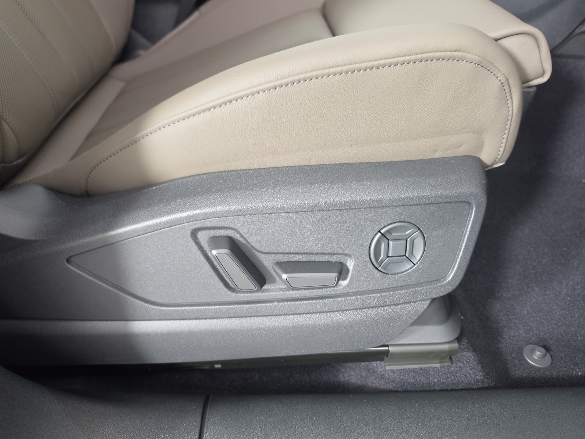 New 2026 Audi Q5 Premium Plus AWD/4WD image 43