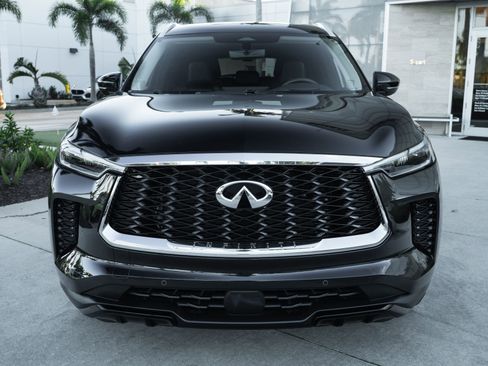 Used 2023 INFINITI QX60 Luxe w/ Vision Package image 3