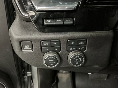 Used 2023 Chevrolet Silverado 1500 LTZ w/ LTZ Premium Package AWD/4WD image 11