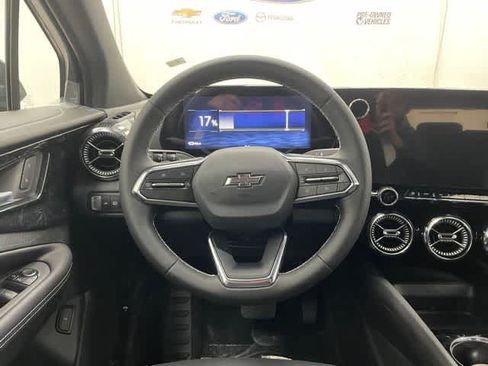 New 2026 Chevrolet Blazer EV LT AWD/4WD image 11