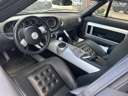 Used 2006 Ford GT image 13