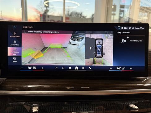 Certified 2024 BMW X7 xDrive40i w/ M Sport Package image 21