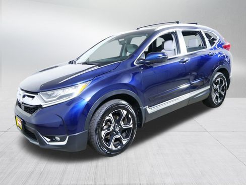 Used 2017 Honda CR-V Touring image 3