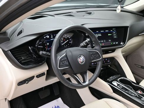 Used 2023 Buick Envision Avenir AWD/4WD image 19