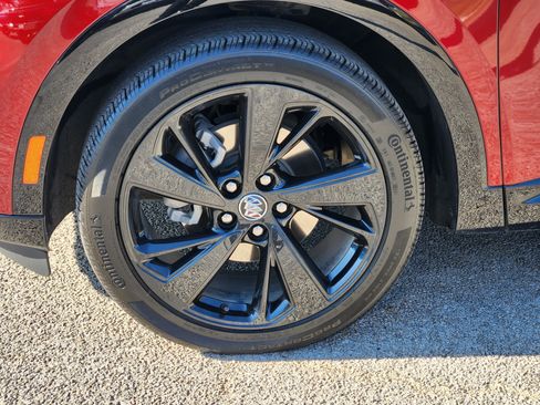 Used 2023 Buick Envision Preferred image 12