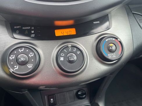 Used 2011 Toyota RAV4 Sport image 18