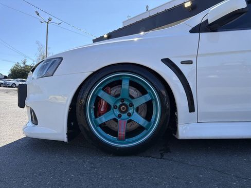 Used 2014 Mitsubishi Lancer Evolution GSR AWD/4WD image 2