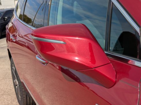 Used 2020 Buick Enclave Essence w/ Sport Touring Edition image 12