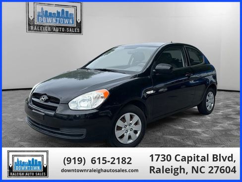 Used 2010 Hyundai Accent GS FWD image 1