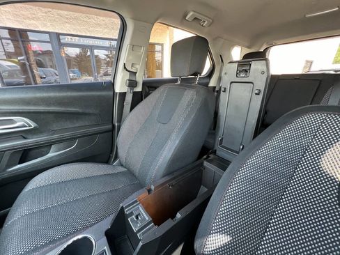 Used 2017 Chevrolet Equinox LT w/ Convenience Package image 19
