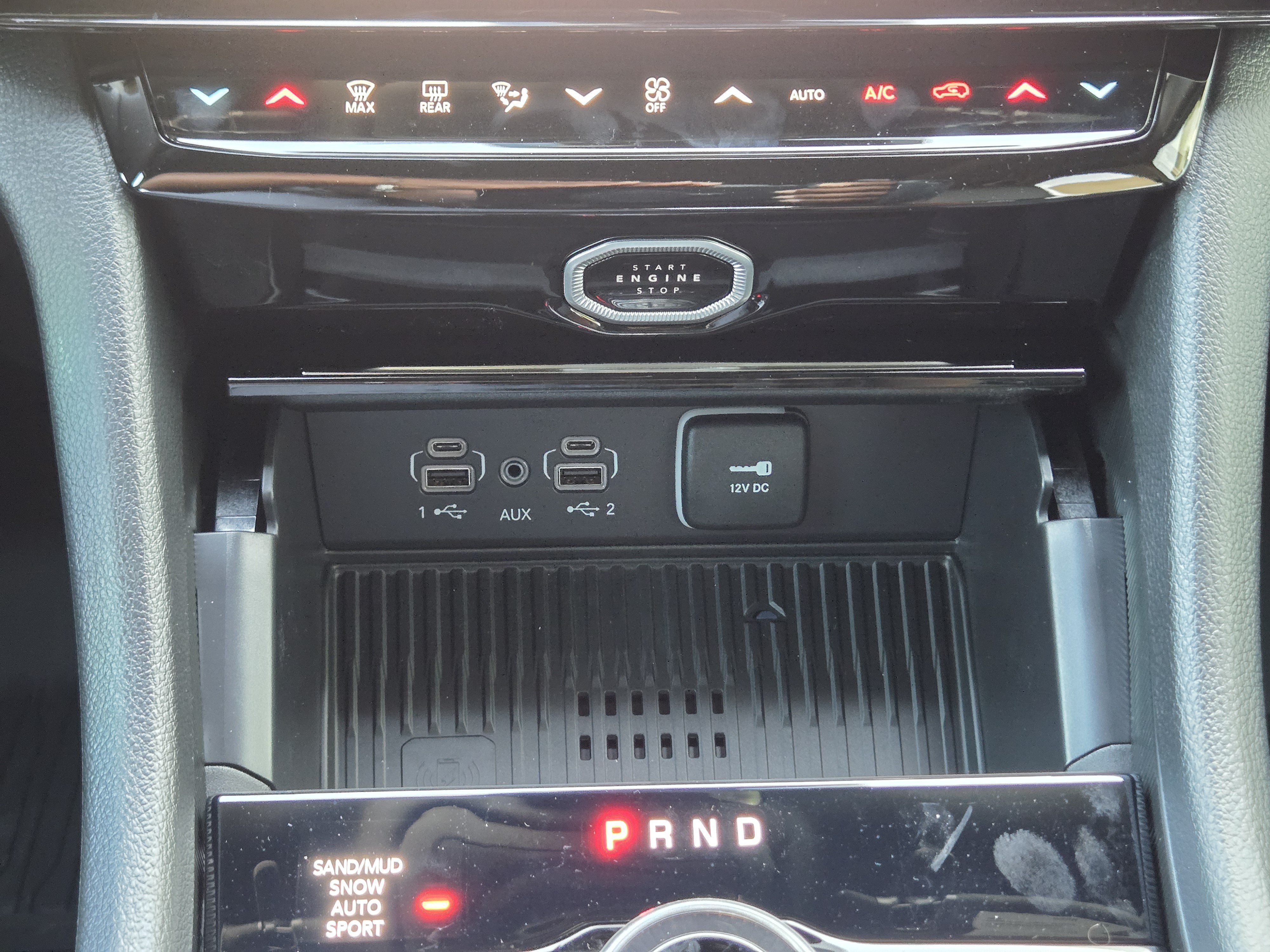 New 2027 Jeep Grand Cherokee Limited AWD/4WD image 15