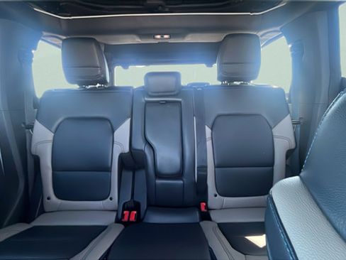 Used 2023 Ford Bronco Wildtrak AWD/4WD image 20