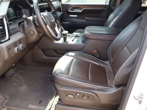 Used 2023 GMC Sierra 1500 Denali AWD/4WD image 14