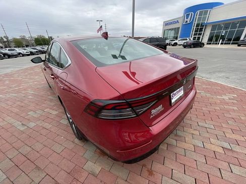 Certified 2024 Honda Accord EX-L image 31