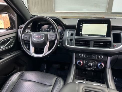 Used 2022 GMC Yukon XL SLE w/ Gmc Pro Safety Plus Package image 16