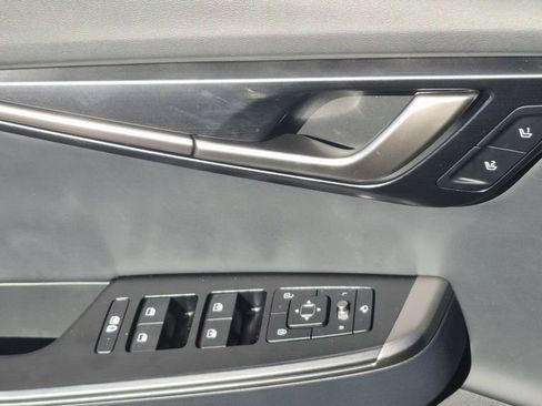 New 2025 Kia EV6 Wind image 7