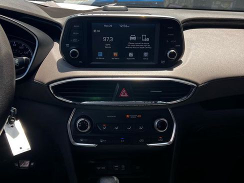 Used 2019 Hyundai Santa Fe SE FWD image 18