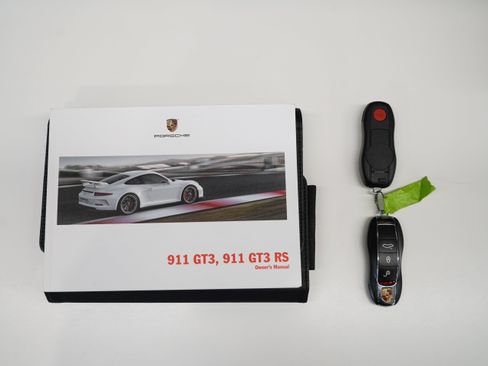 Used 2016 Porsche 911 GT3 RS RWD image 37