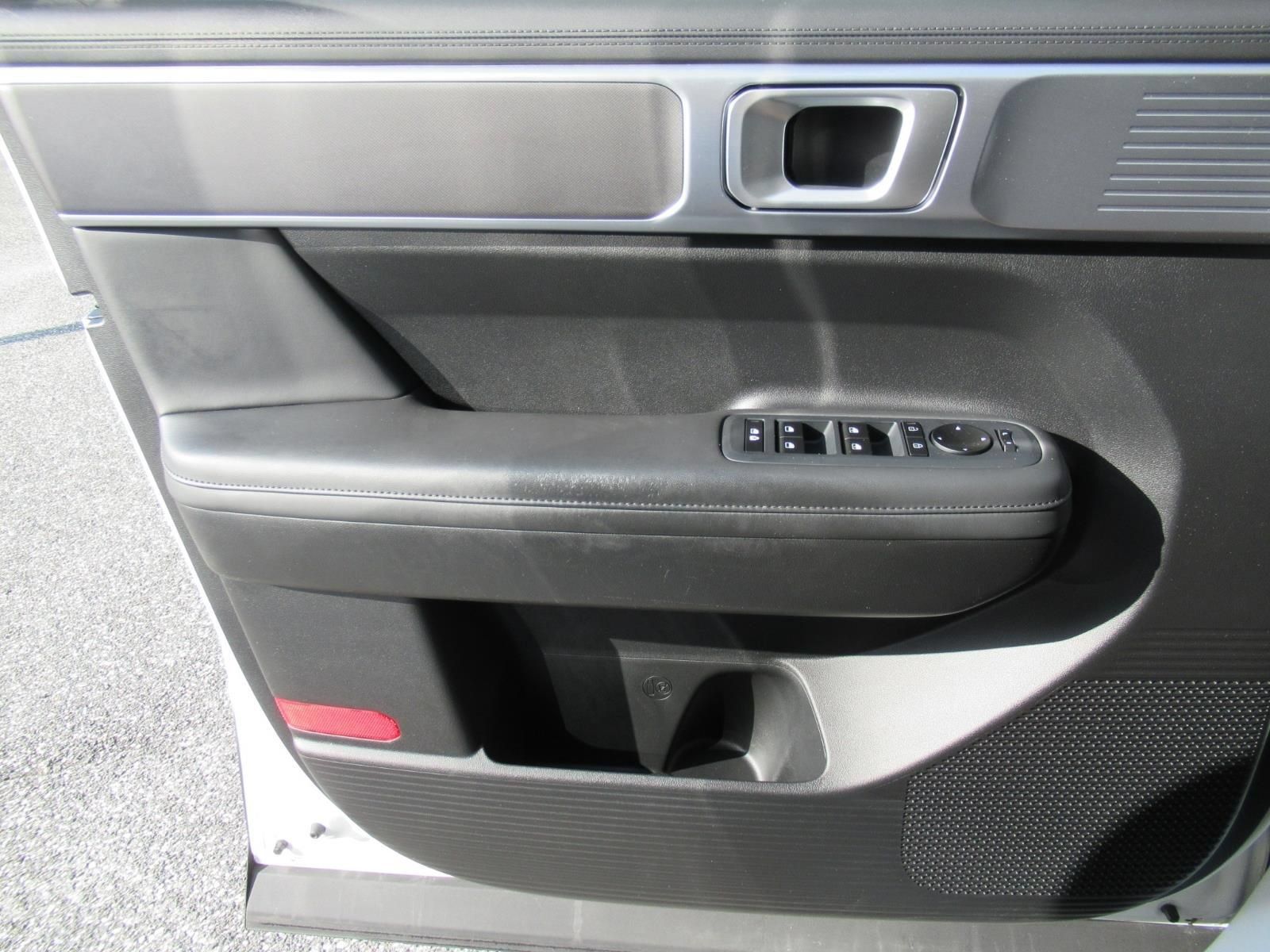 Used 2024 Hyundai Santa Fe XRT AWD/4WD image 21