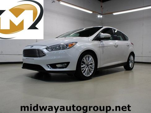 Used 2016 Ford Focus Titanium image 1