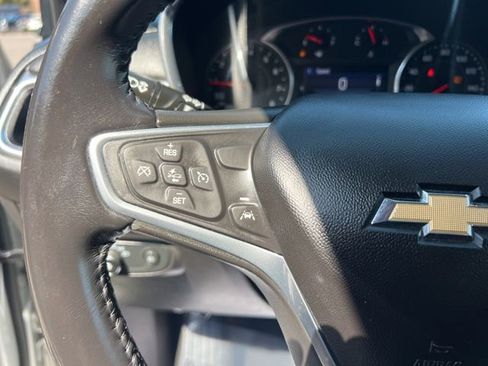 Used 2020 Chevrolet Equinox LT image 27