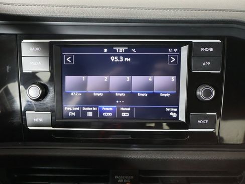 Used 2023 Volkswagen Jetta S image 38