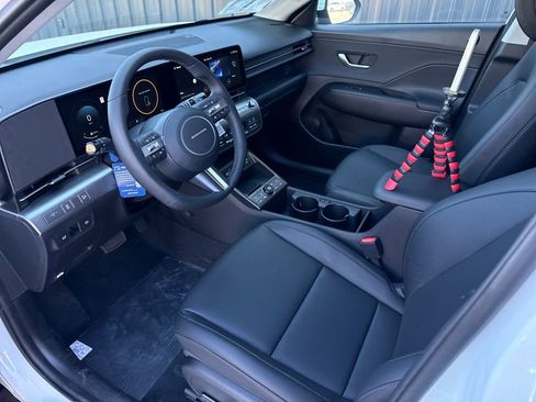 New 2026 Hyundai Kona Limited FWD image 13