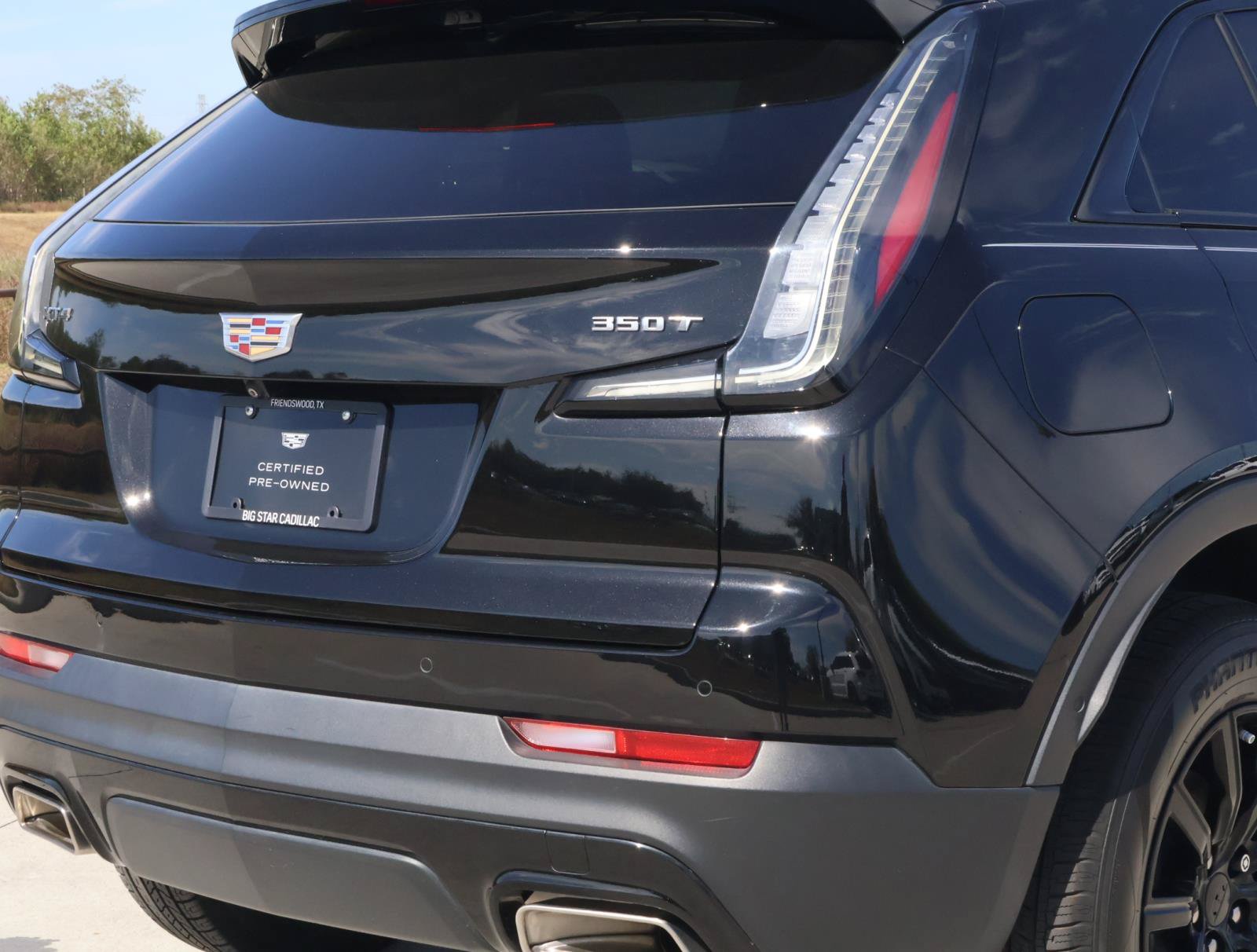 Certified 2022 Cadillac XT4 Sport w/ Enhanced Visibility Package FWD image 11