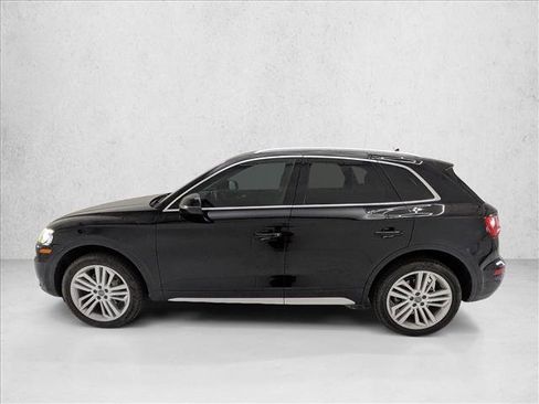 Used 2020 Audi Q5 2.0T Premium Plus w/ Premium Plus Package image 9
