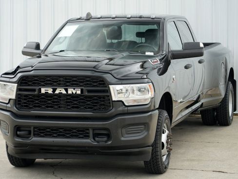 Used 2022 RAM 3500 Tradesman image 40