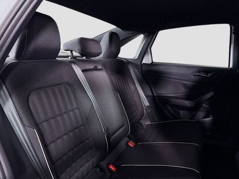 Certified 2024 Volkswagen Jetta Sport image 27