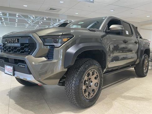 New 2026 Toyota Tacoma Trailhunter image 3