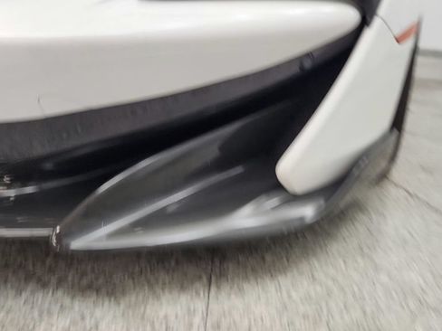 Used 2019 McLaren 600LT RWD image 13