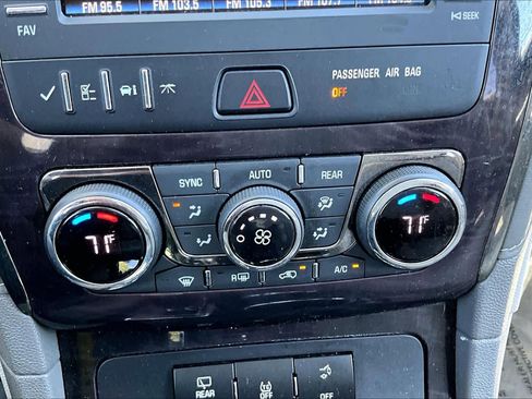 Used 2016 Buick Enclave Convenience image 31