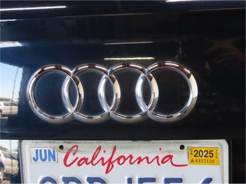 Used 2018 Audi Q7 3.0T Premium Plus w/ Premium Plus Package image 33