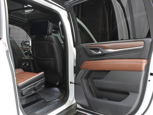 Used 2024 GMC Yukon XL Denali Ultimate image 26
