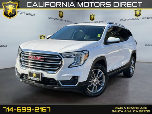 Used 2022 GMC Terrain SLT image 1