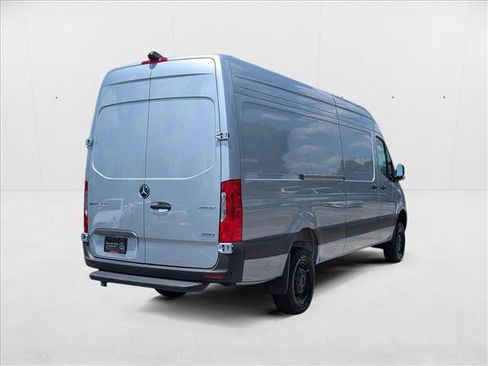 New 2025 Mercedes-Benz Sprinter 2500 image 2