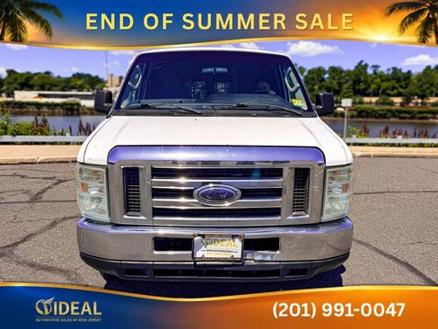 Used 2011 Ford E-350 and Econoline 350 Super Duty w/ Premium Van Group RWD image 3