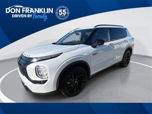 New 2025 Mitsubishi Outlander SEL Black Edition image 1