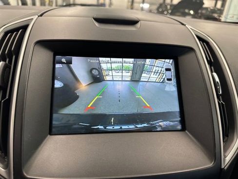 Used 2015 Ford Edge SEL w/ Equipment Group 201A AWD/4WD image 26