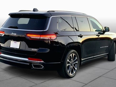 Used 2023 Jeep Grand Cherokee L Overland w/ Advanced Protech Group III image 12